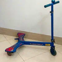 اسکوتر سه چرخ
