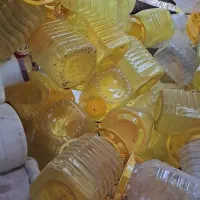 تعدادزیادی دبه وبطری سالم وتمیز