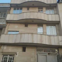 ساختمان دو طبقه راه جدا اجاره داده میشود در هفتوان