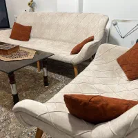 مبل فانتزی راحتی و محکم ومیز وسط عسلی و پاف ابی|مبلمان خانگی و میز عسلی|تهران, آذربایجان|دیوار
