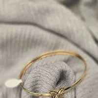 دستبند طلای زنانه و پلاک کودکانه با طراحی خاص|جواهرات|اهواز, کوی باهنر|دیوار