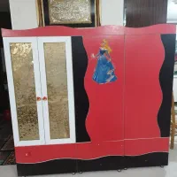کمد کودک و میز جلو مبلی