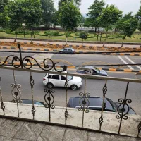 رهن و اجاره ۲۲۰ متر واحد تجاری بر اصلی لاهیجان