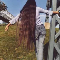 خریدارموی طبیعی..