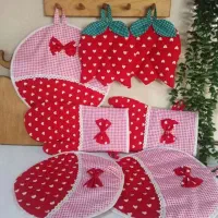 فروش انواع پیشبندوکاور قابلمه دستگیره وغیره|سفره، حوله، دستمال آشپزخانه|رودسر, |دیوار