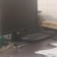 کارمند خانم در شرکت