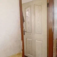 تعویض درب خانه باغ بصورت ساده