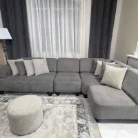 مبلمان نو تختخواب شو و میز جلو مبلی