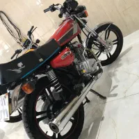 موتور سیکلت ۲۰۰کبیر