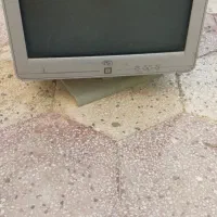 مانیتور کامپیوتر