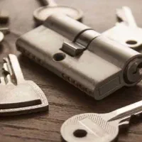 کلیدسازی و قفل سازی شبانه روزی بدون محدودیت ساعتی|خدمات پیشه و مهارت|مشهد, الهیه|دیوار