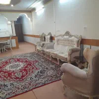 منزل دربست، طبقه همکف، با پارکینگ، نزدیک حرم
