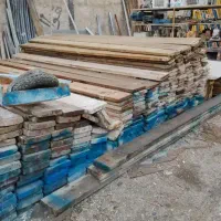 تعدادی الوار و تخته بنایی روسی چهارمتری سالم