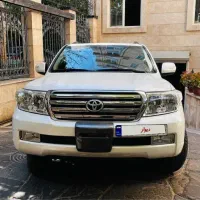 تویوتا لندکروز مدل ۲۰۱۰