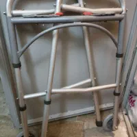 واکر چرخ‌دار  آلومینیوم