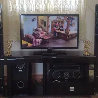 تلویزیون سامسونگ 32 اینج و سینما خانواده|تلویزیون و پروژکتور|بروجرد, |دیوار