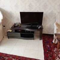 یک دستگاه تلویزیون ال جی