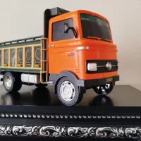 کامیون اسباب بازی