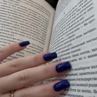 کاشت ناخن برای ۱۰ نفر اول تخفیف ویژه