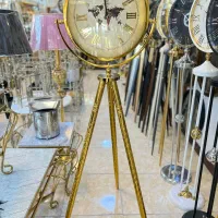 ساعت ایستاده