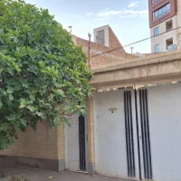 ساختمان و زمین واقع در بلوار پرستار