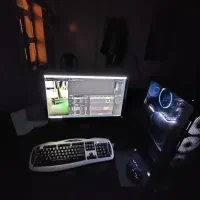 کامپیوتر کامل همراه با میز و صندلی گیمینگ رندرینگ