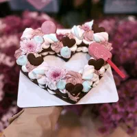 سفارش انواع کیک تولد