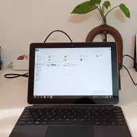 مایکروسافت Surface سرفیس ۱۰ اینچی (تمیز)|رایانه همراه|زنجان, |دیوار