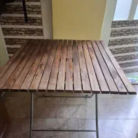 میز چوبی بدون استفاده کاملا سالم و تمیز