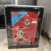 گاوصندوق ایران کاوه مدل ۱۰۰قیمت چهار ملیون تومان|فروشگاه و مغازه|سنندج, |دیوار