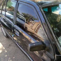 هاچبک مشکی ۸۳