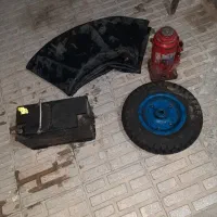 مقداری وسیله ماشین سنگین