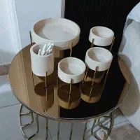 میز جلو مبلی و سرویس پذیرایی