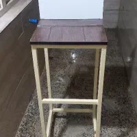 چهار پایه فلزی|صندلی و نیمکت|قروه, |دیوار