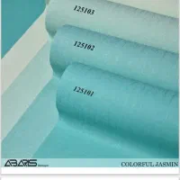 کاغذ دیواری با نصاب