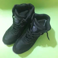 نیم بوت|کیف، کفش، کمربند|رشت, گلباغ نماز|دیوار