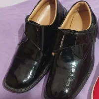 کفش پسرانه ورنی سایز ۳۲