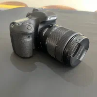 کنون 80D با لنز 18-135 USM و لوازم کامل|دوربین عکاسی و فیلم‌برداری|تهران, تهرانپارس غربی|دیوار