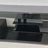 میز تلویزیون شیشه ای