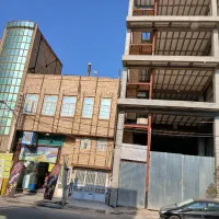 ساختمان نیمه کاره مطابق با تصویر