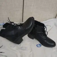 کفش|کیف، کفش، کمربند|زابل, |دیوار