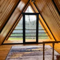 کلبه سوئیسی نوساز لب رودخانه در ماسال|اجارهٔ کوتاهمدت ویلا و باغ|ماسال, |دیوار