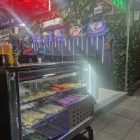 کارگر ساده ظرف شور