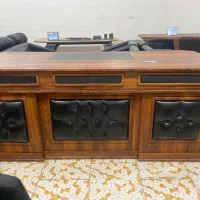 میز مدیریت امپراطور