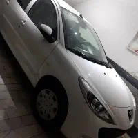 مسافر برای مشهد