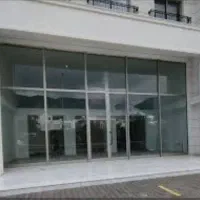 مغازه بر خیابان ولیعصر ۲۰۰ متر با بر بالا