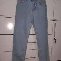 تعدادی لباس تازه|لباس|ایلخچی, |دیوار