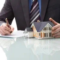 استخدام مشاور املاک پرندفاز1چهارباغ مغازه‌ کفی