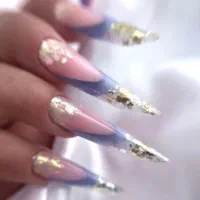 آموزش کاشت ناخن حرفه ای