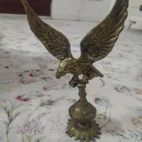 عقاب برنز